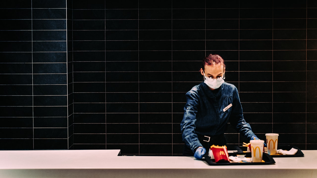 4 Ways to Support a Negative Friend